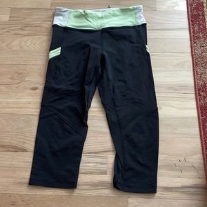 Lululemon crops